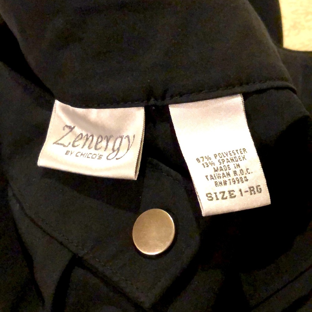 Chico’s Zenergy pants snap closure around waist and ankles